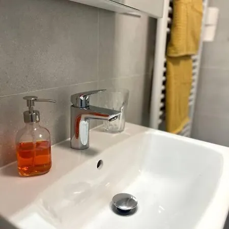 Amazing Castle View Διαμέρισμα *